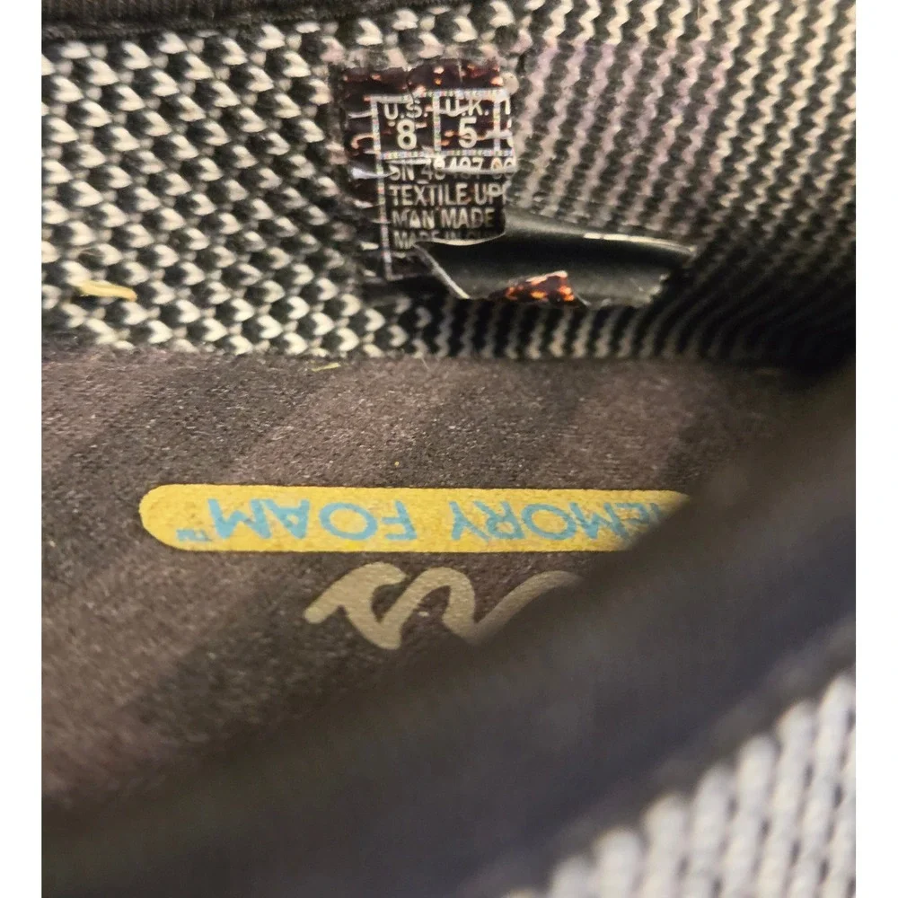 Skechers *owners are